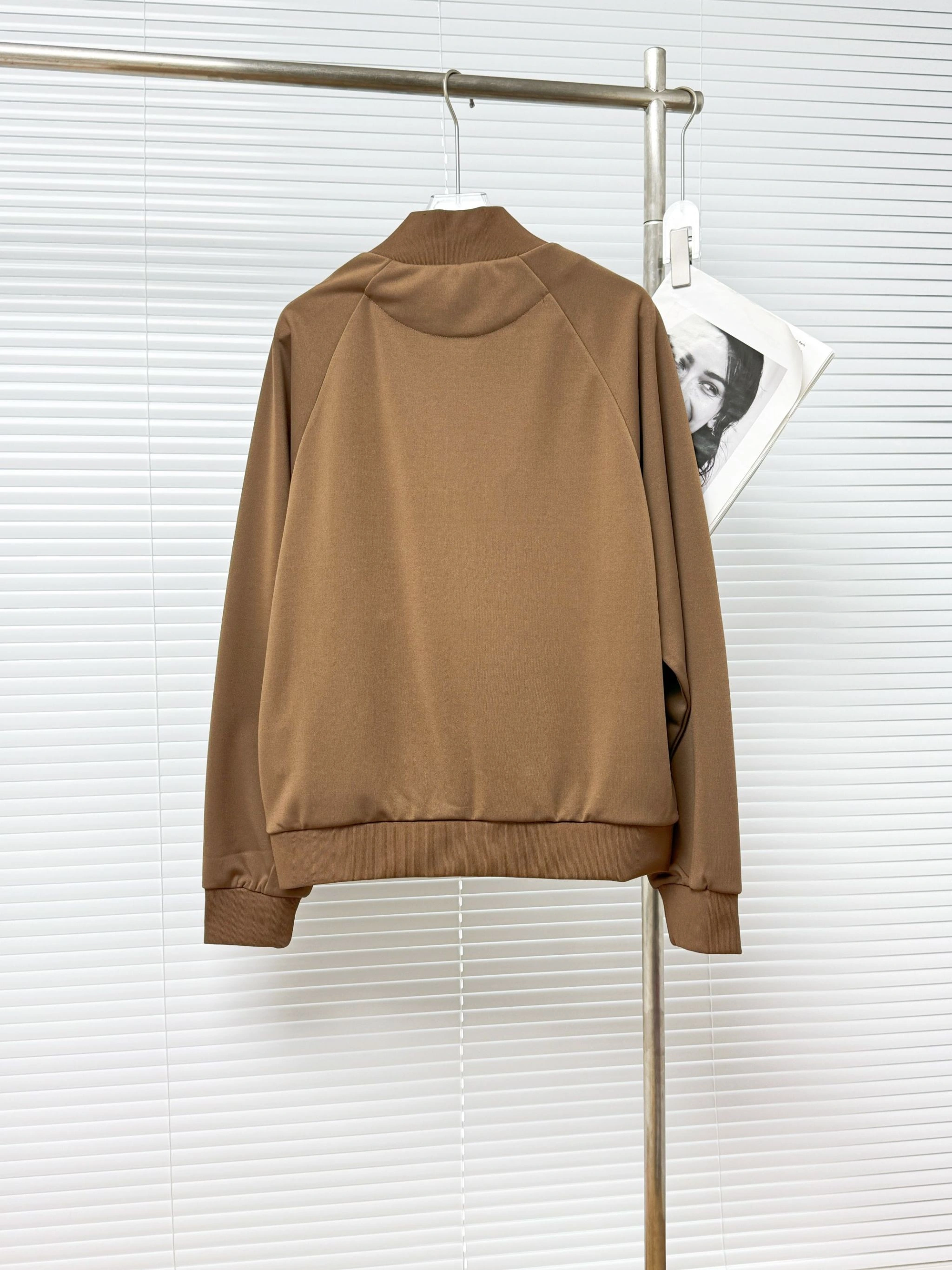 wg.uxury- Pr141 item:E-F409G2614
